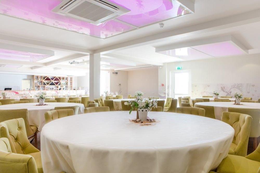 An Mor Hotel Бюд Екстериор снимка